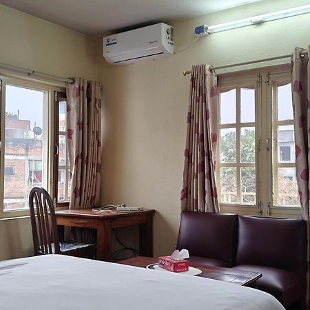 Rooftop Studio And 2Bhk Apartments In Kathmandu'S Most Happening Place מראה חיצוני תמונה